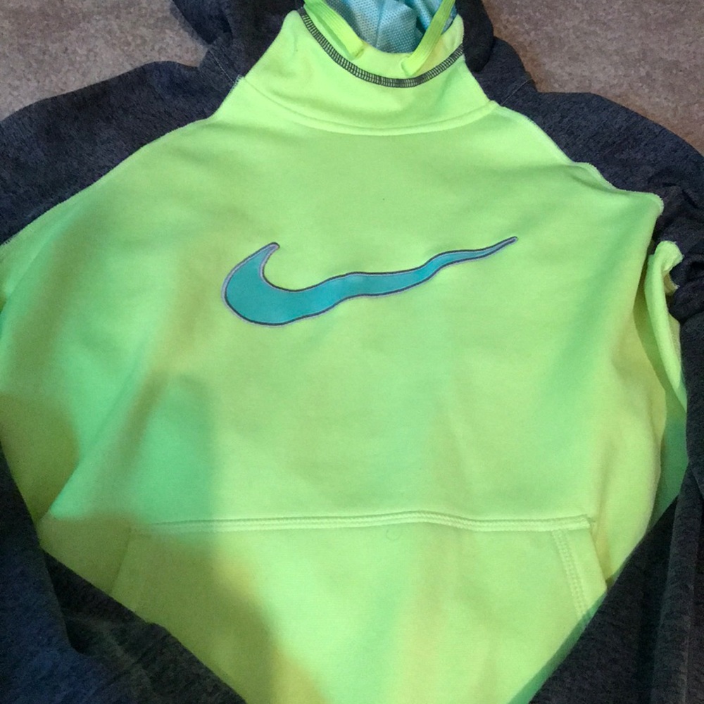 Neon Nike women’s hoodie - Picture 2 of 4